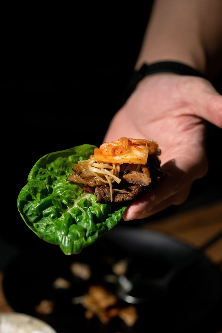 Ssam — grillet kjøtt i salatblad